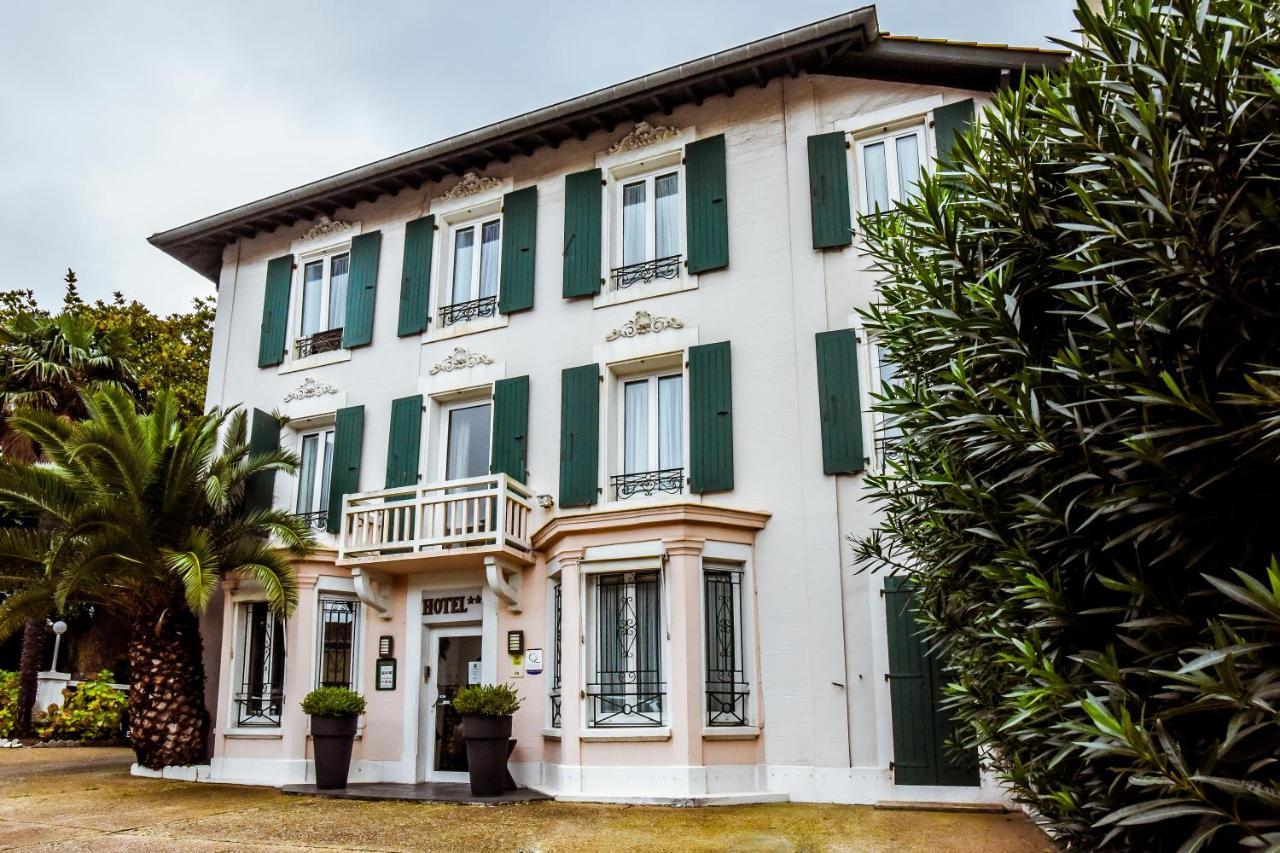 Hotel Val Flores Logis Biarritz Bagian luar foto